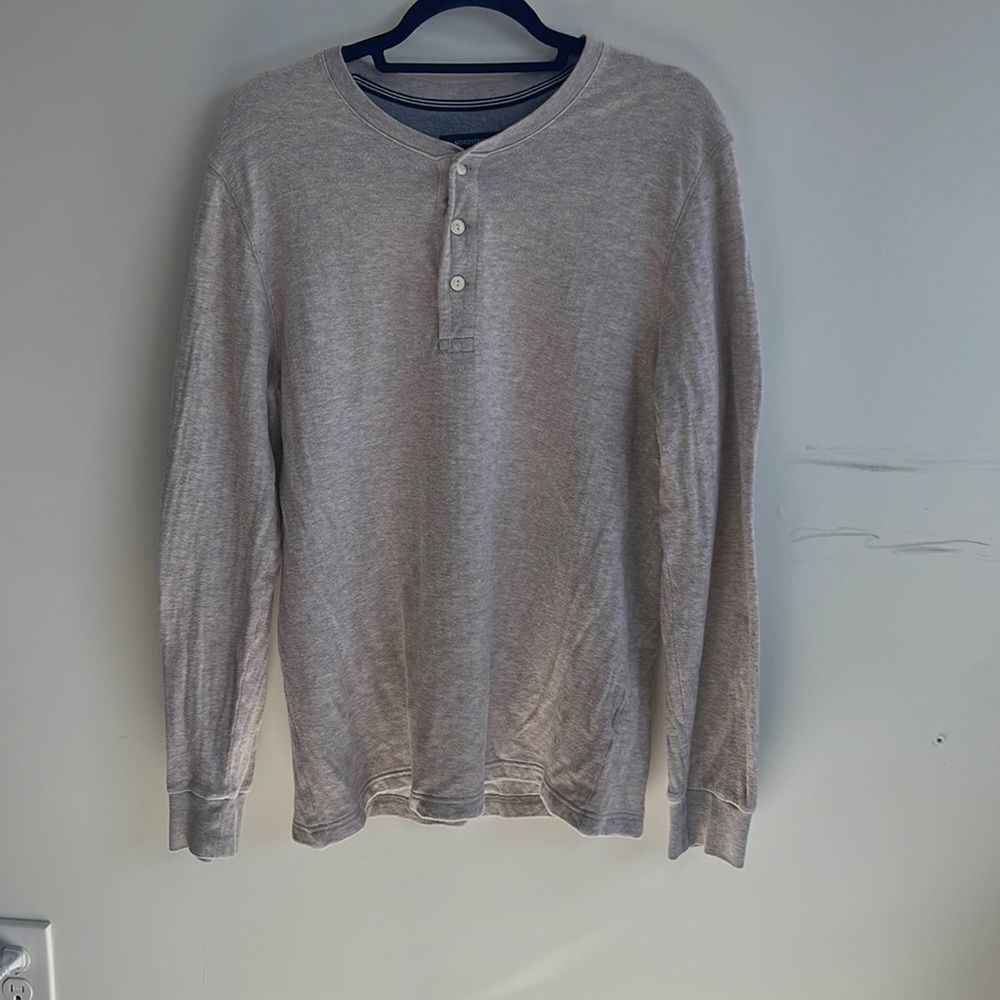 Nordstrom long sleeve Henley tan/khaki medium